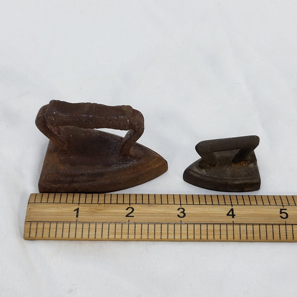 Vintage Miniature Cast Iron Sad Iron Pair Primitive Rustic Decor Paperweight